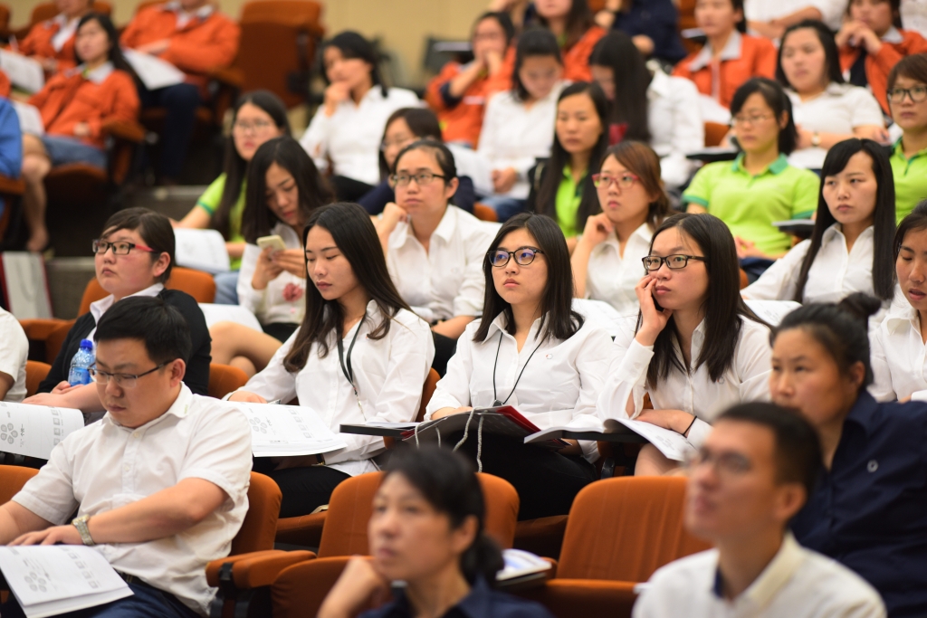 维多利亚老品牌vic(集团)官方网站