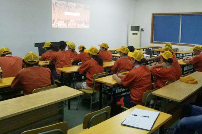 维多利亚老品牌vic(集团)官方网站